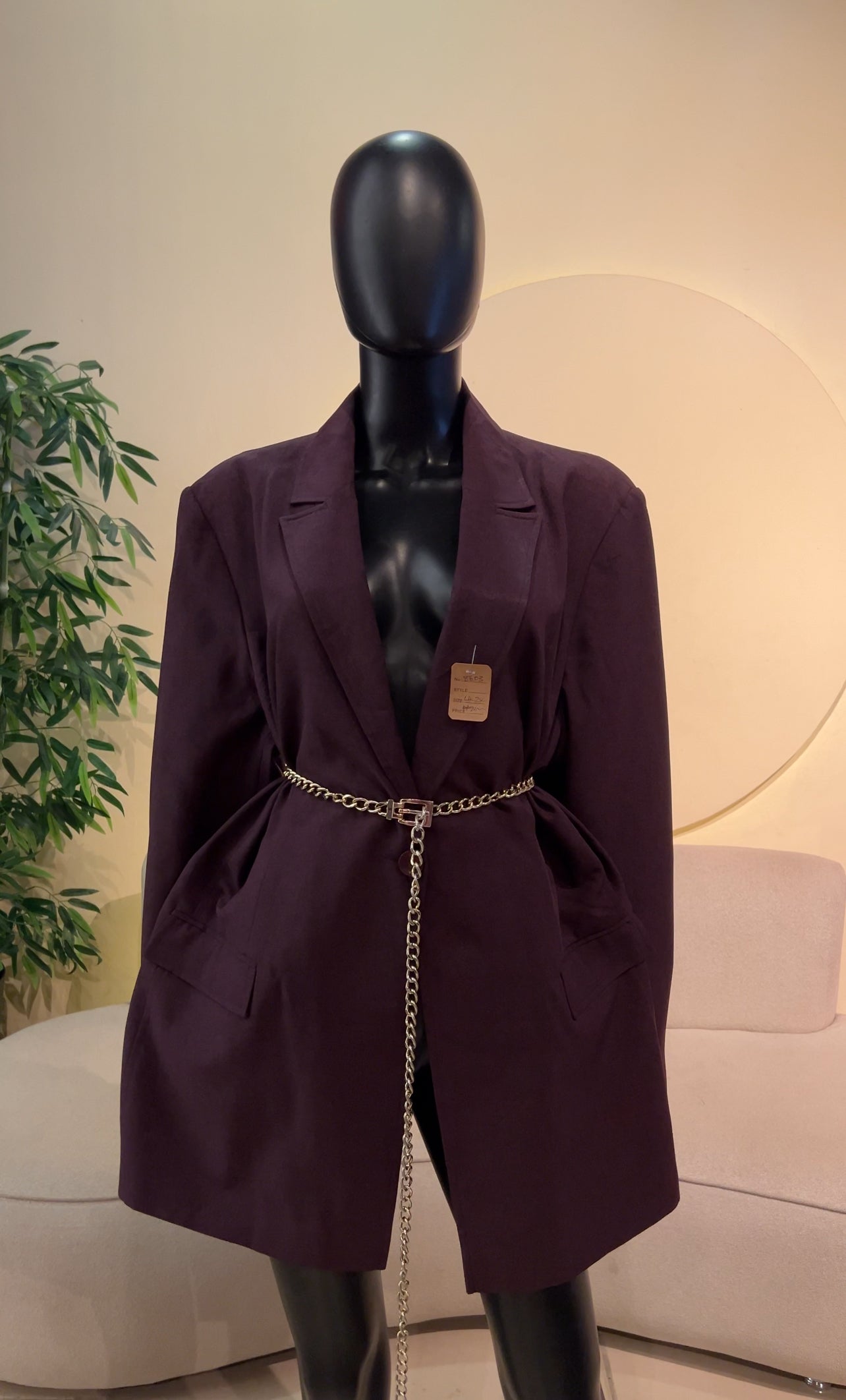 GJ8603 / UK24