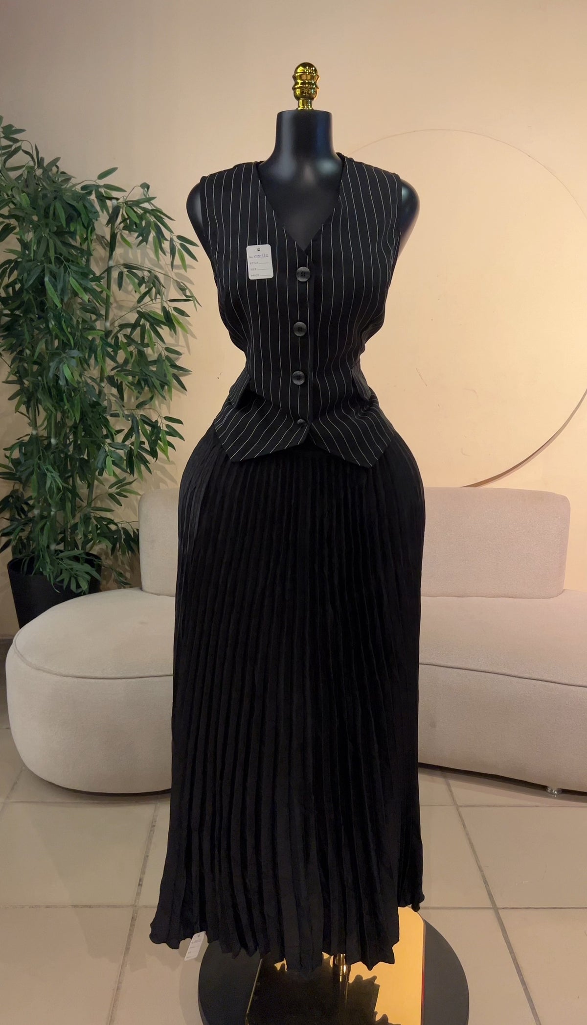 MM133 / UK16