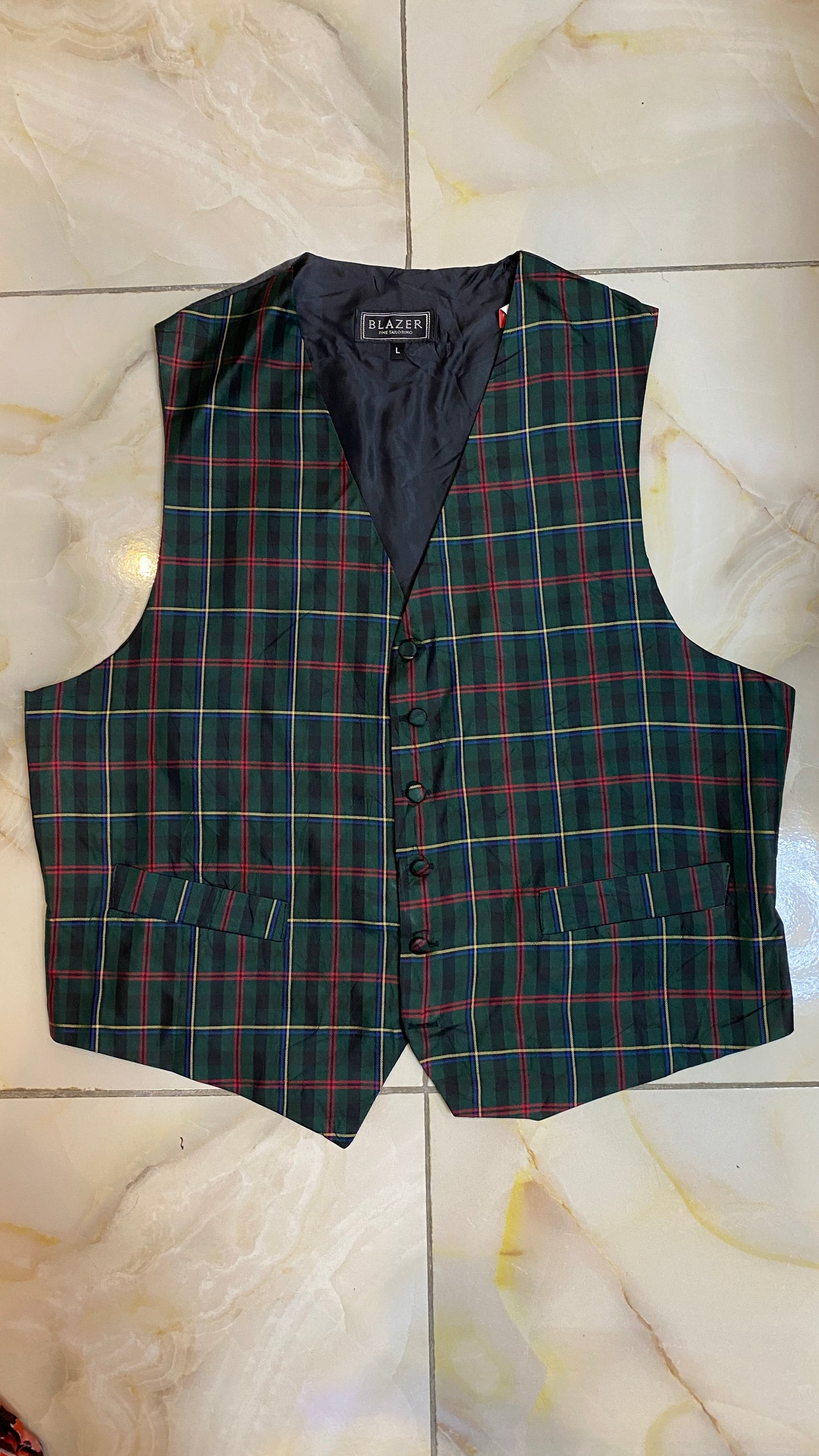 SIZE UK18 / J250
