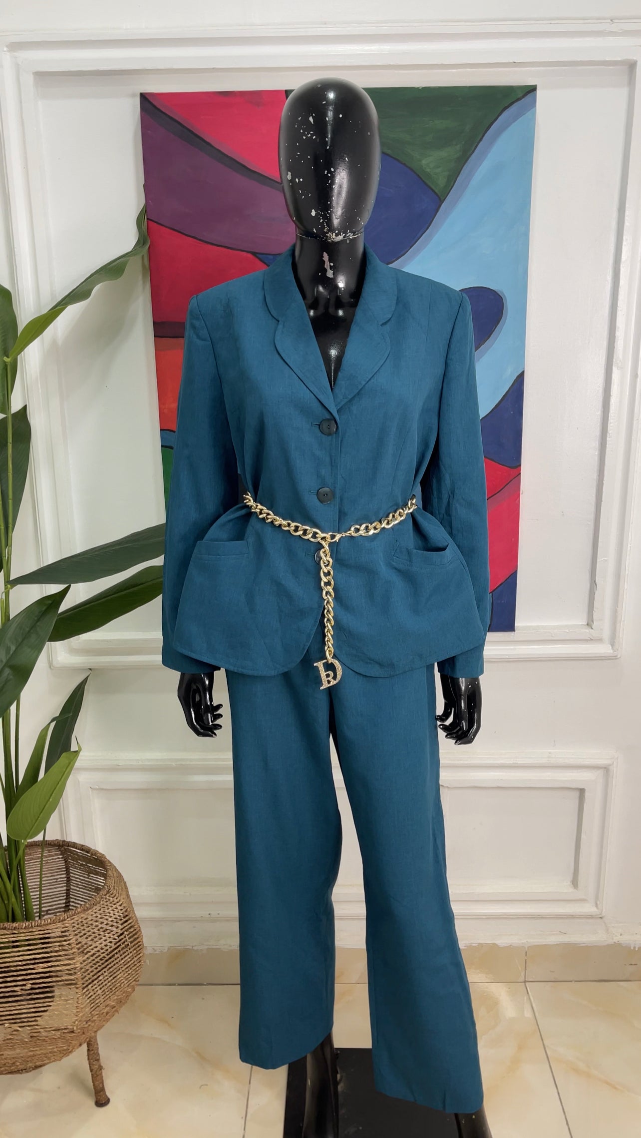 SIZE UK12 / S32
