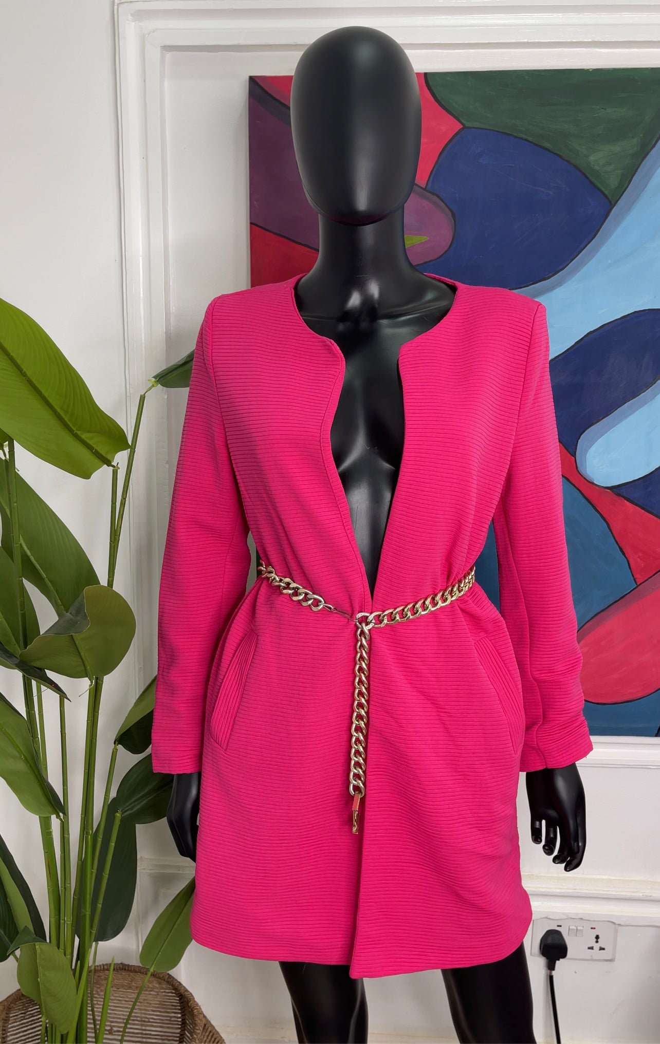 SIZE UK10 / J3077