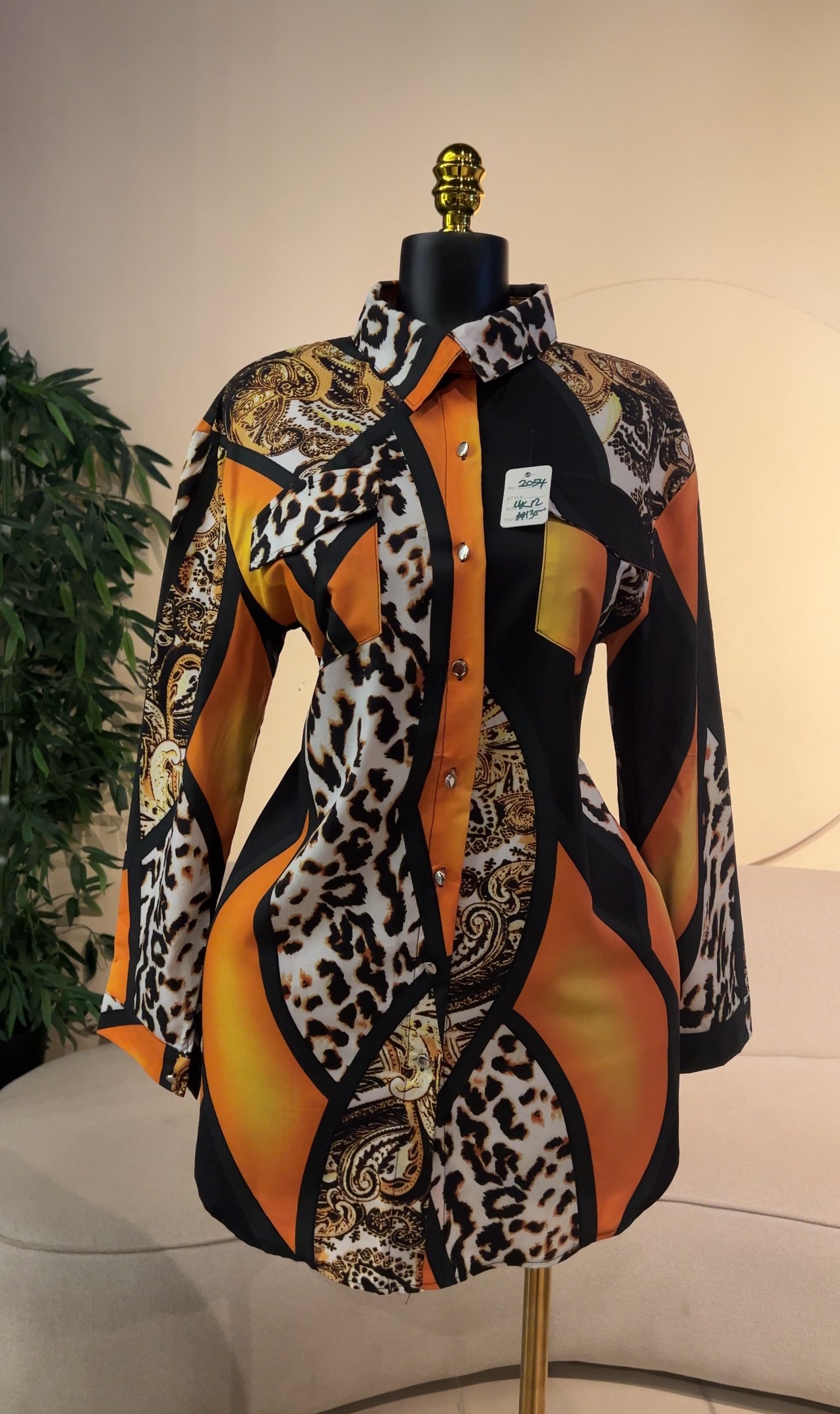 GT2054 / UK12