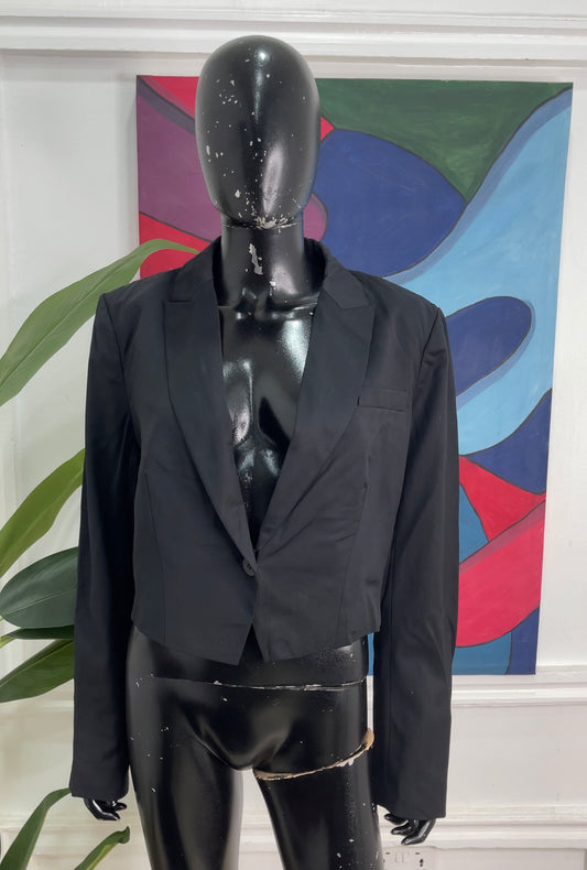 SIZE UK16 / J01377